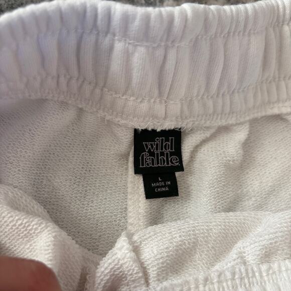 NWT Wild Fable High Rise Drawstring Cargo Sweat Shorts White Women's Size Large‎ - Picture 6 of 10